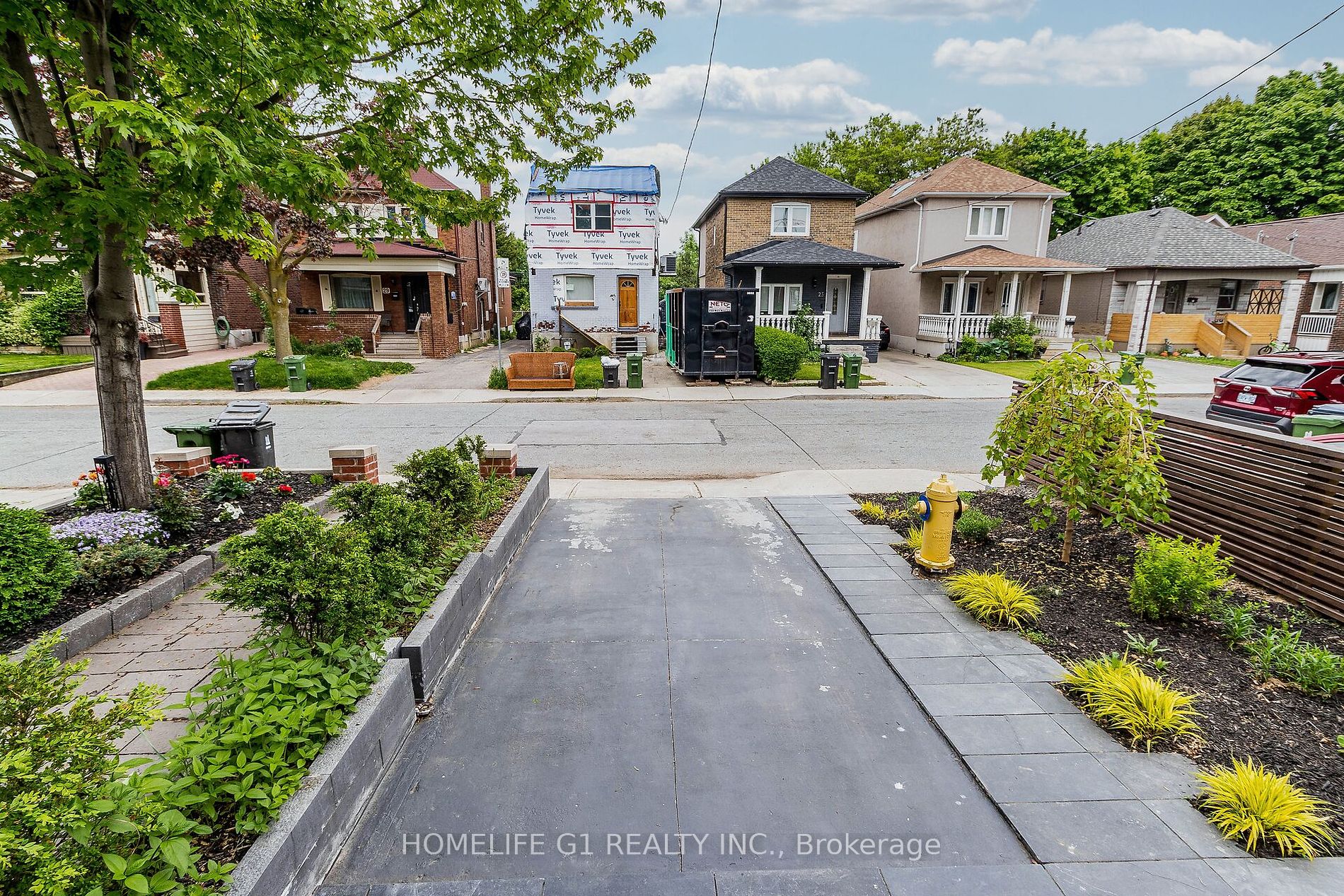 28 Guestville Ave