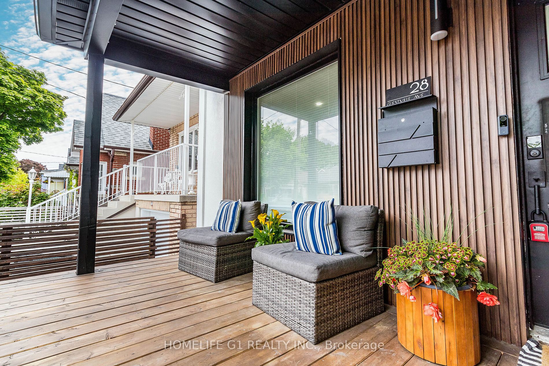 28 Guestville Ave