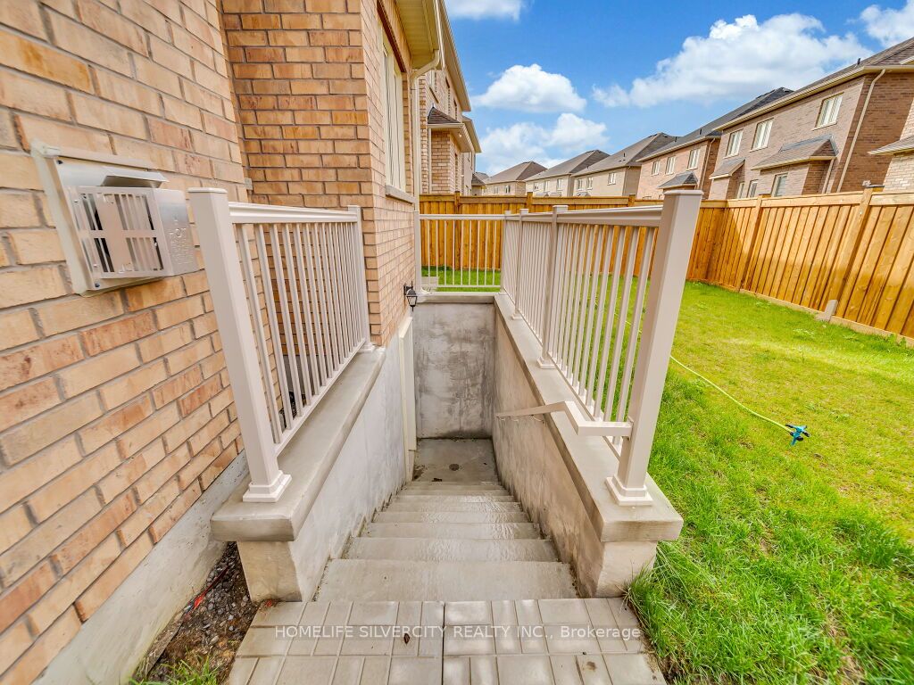 15 Puffin Crescent
