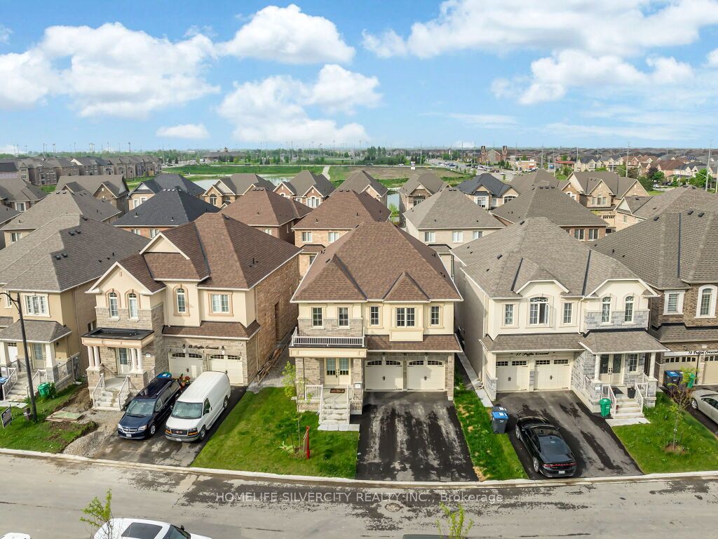 15 Puffin Crescent