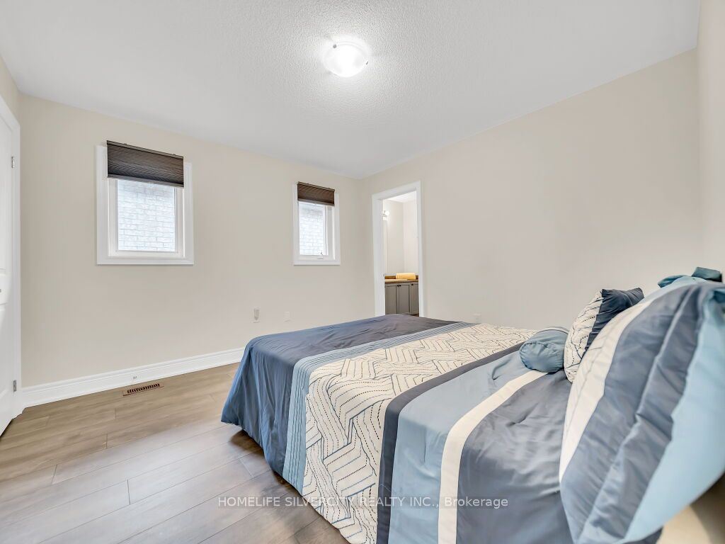 15 Puffin Crescent