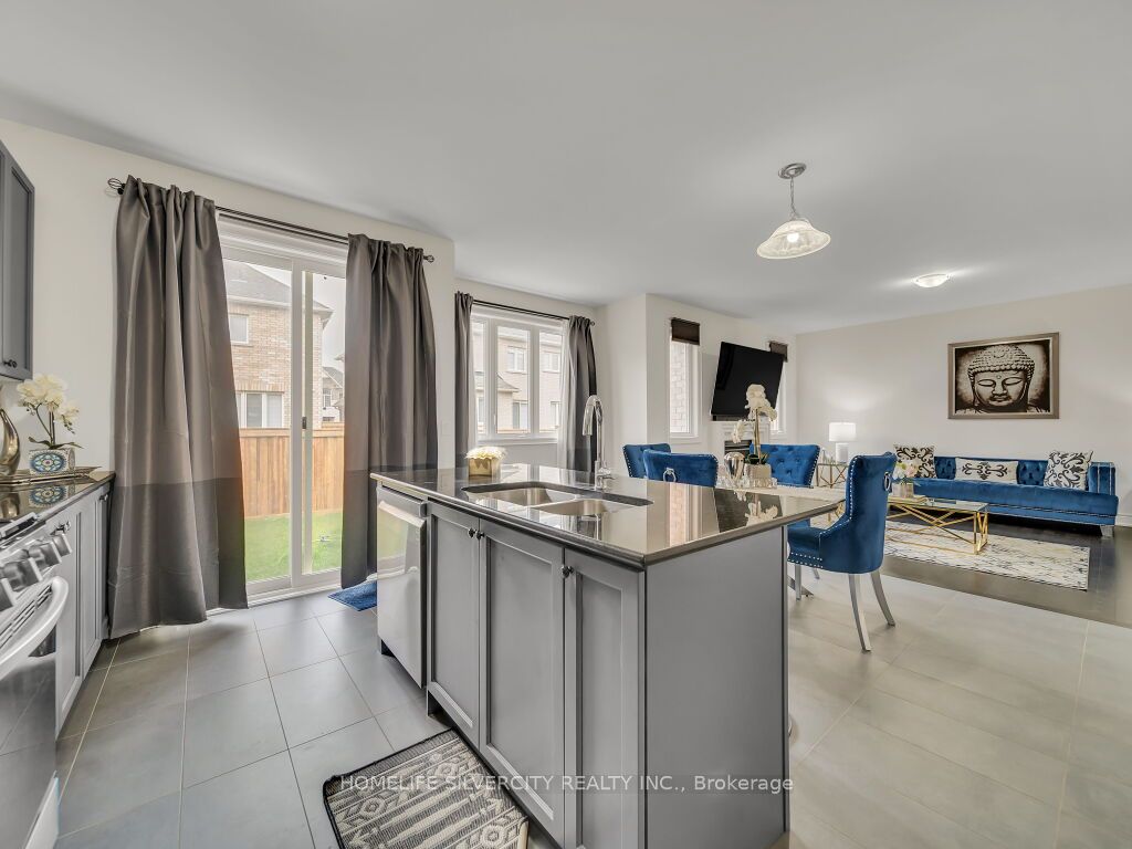 15 Puffin Crescent