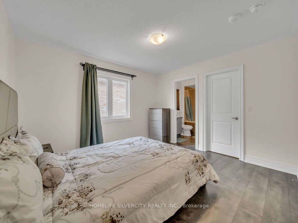 15 Puffin Crescent