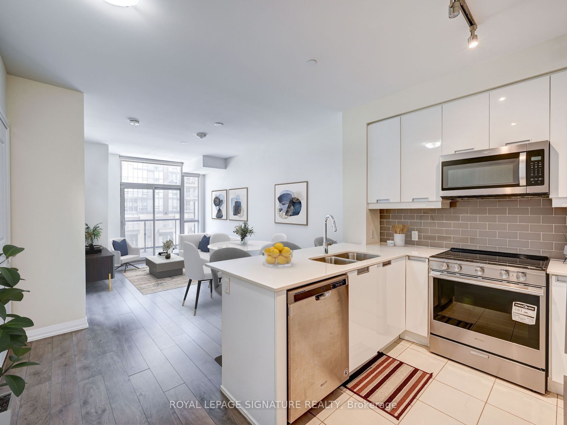 65 Watergarden Drive, #212