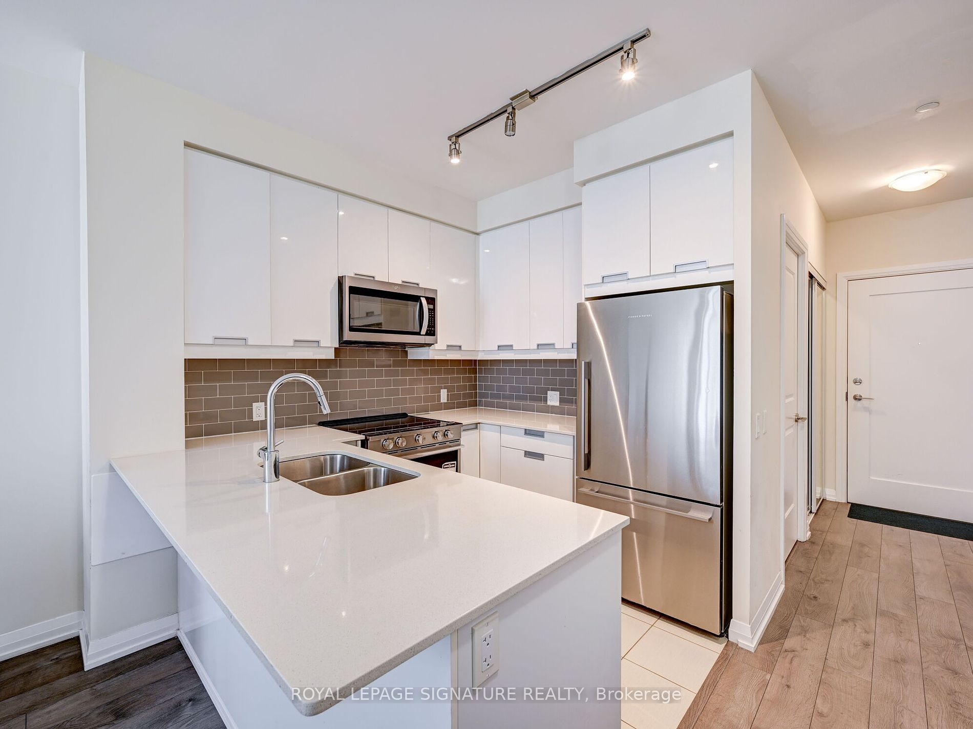 65 Watergarden Drive, #212
