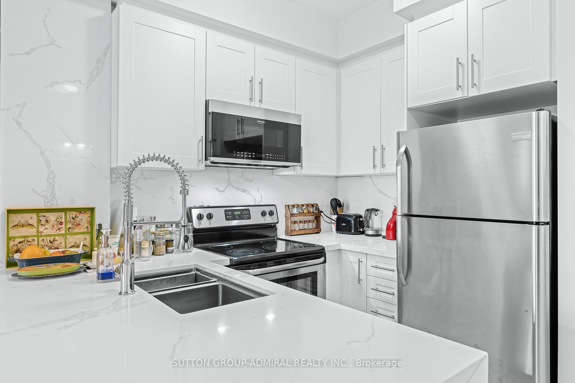 216 Oak Park Blvd, #205