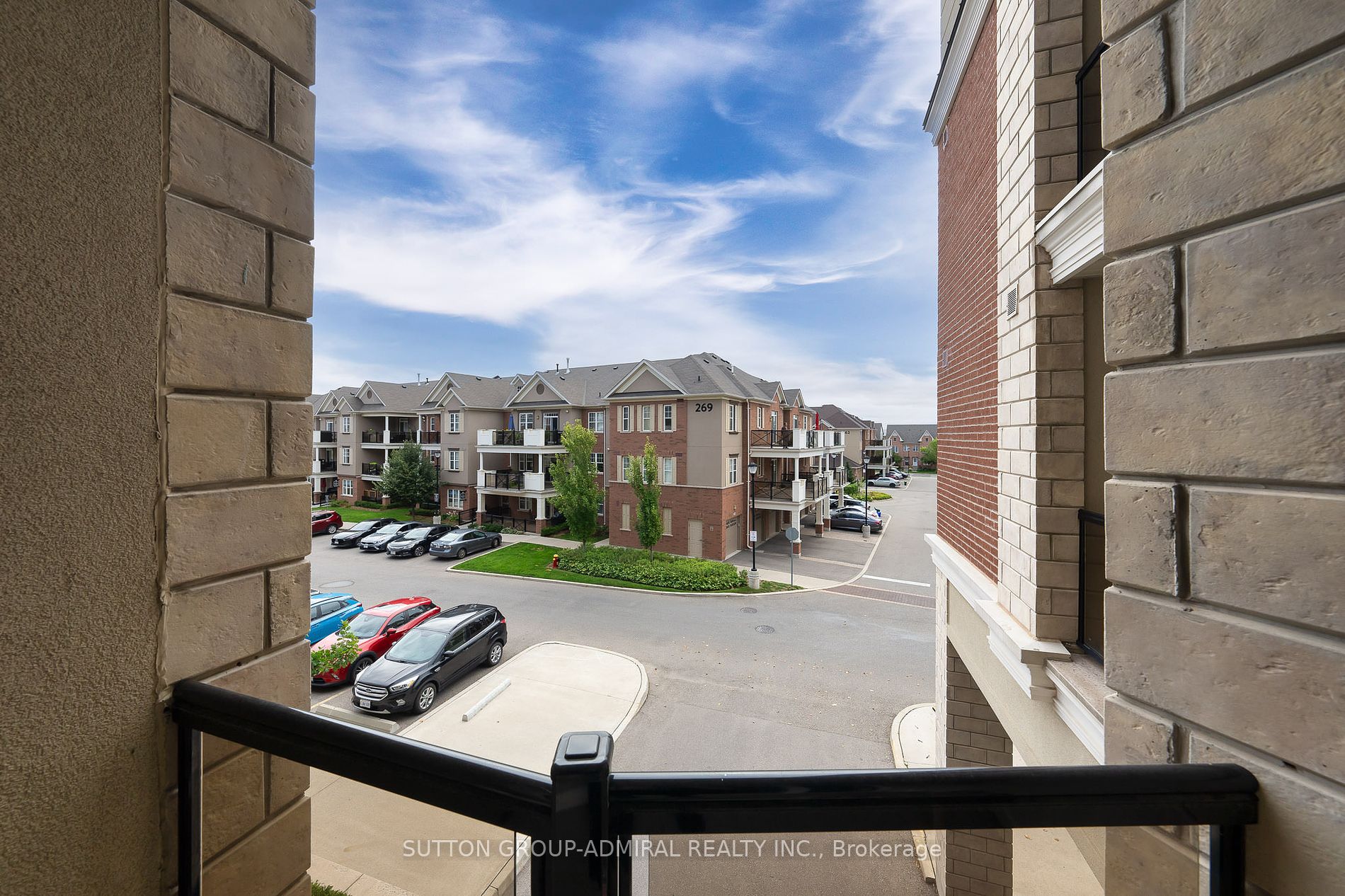 216 Oak Park Blvd, #205