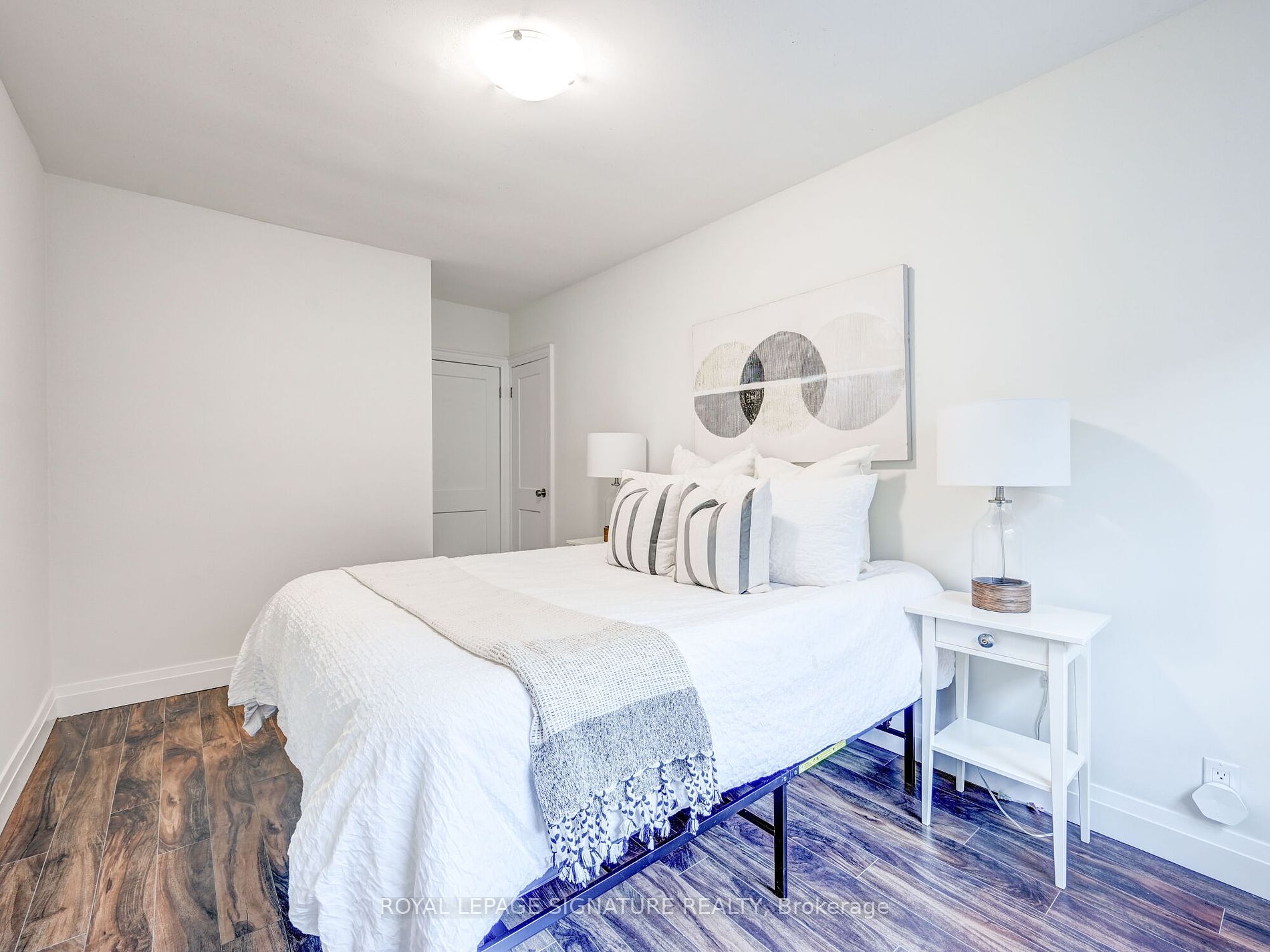 40 Cavell Ave