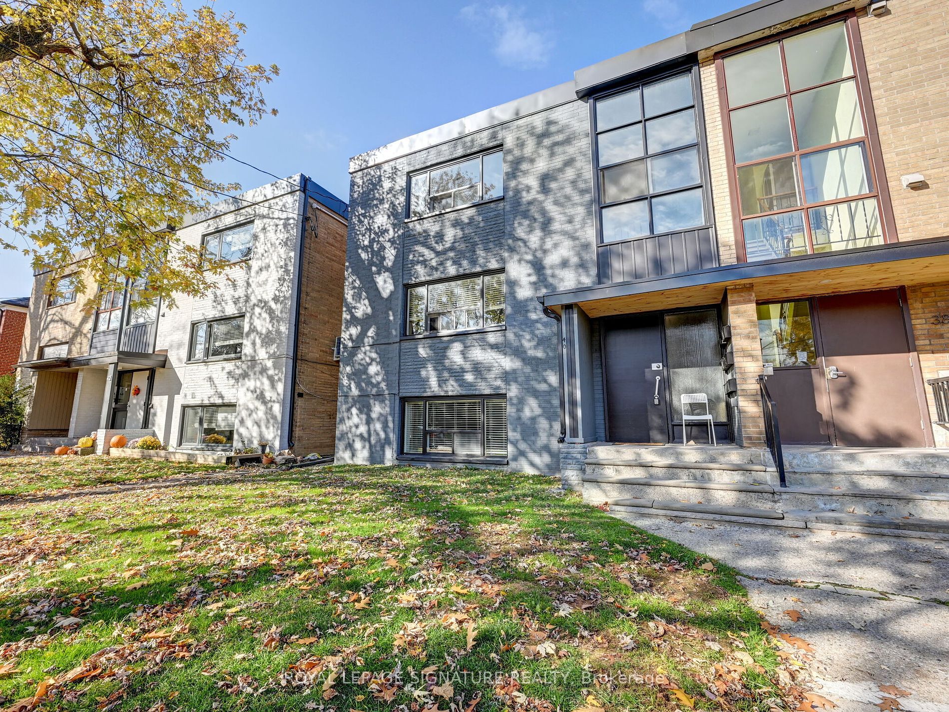40 Cavell Ave