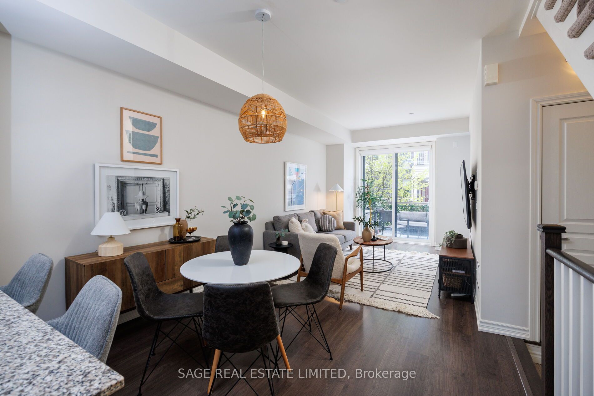 80 Eastwood Park Gardens, #9