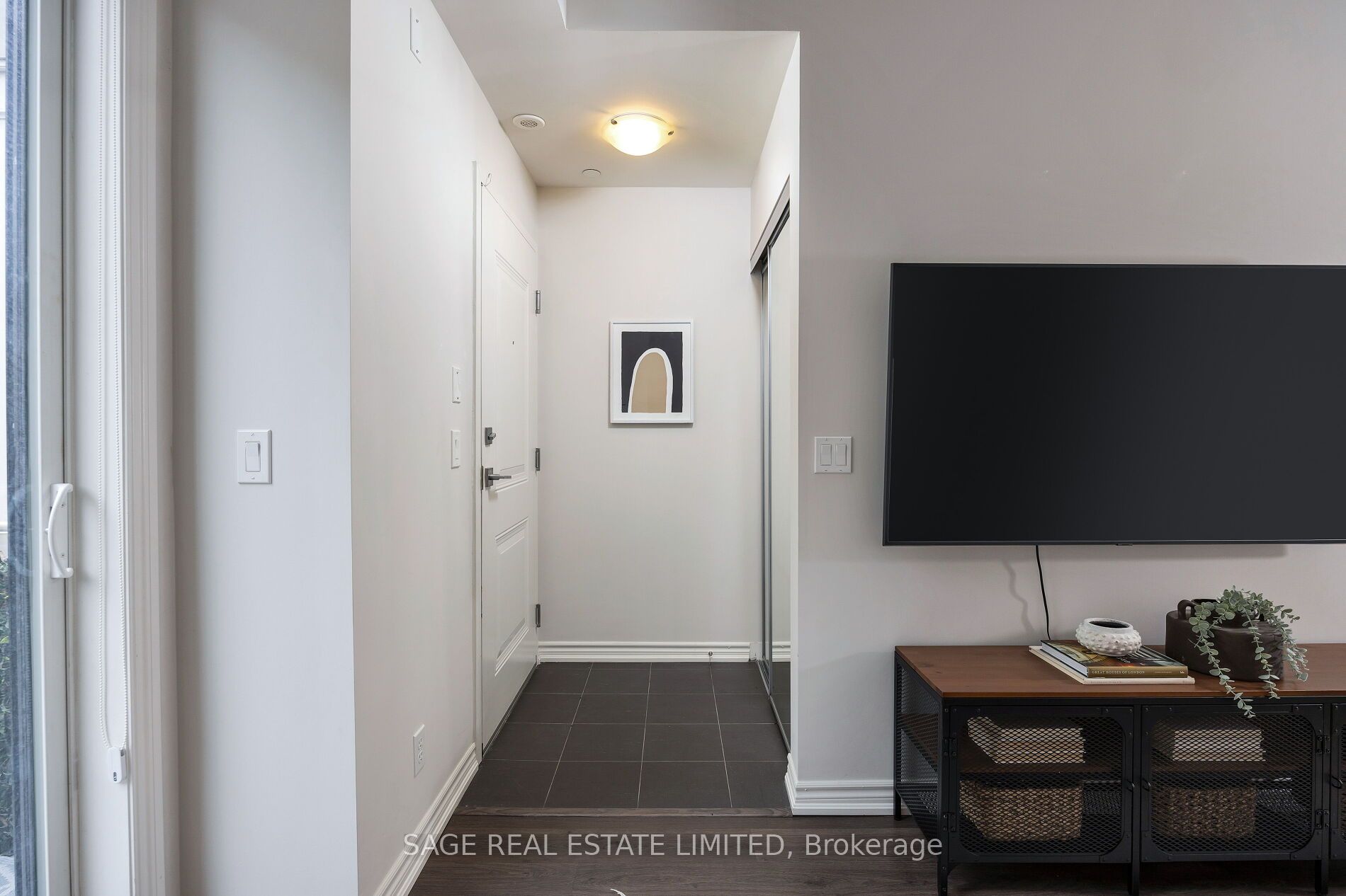 80 Eastwood Park Gardens, #9