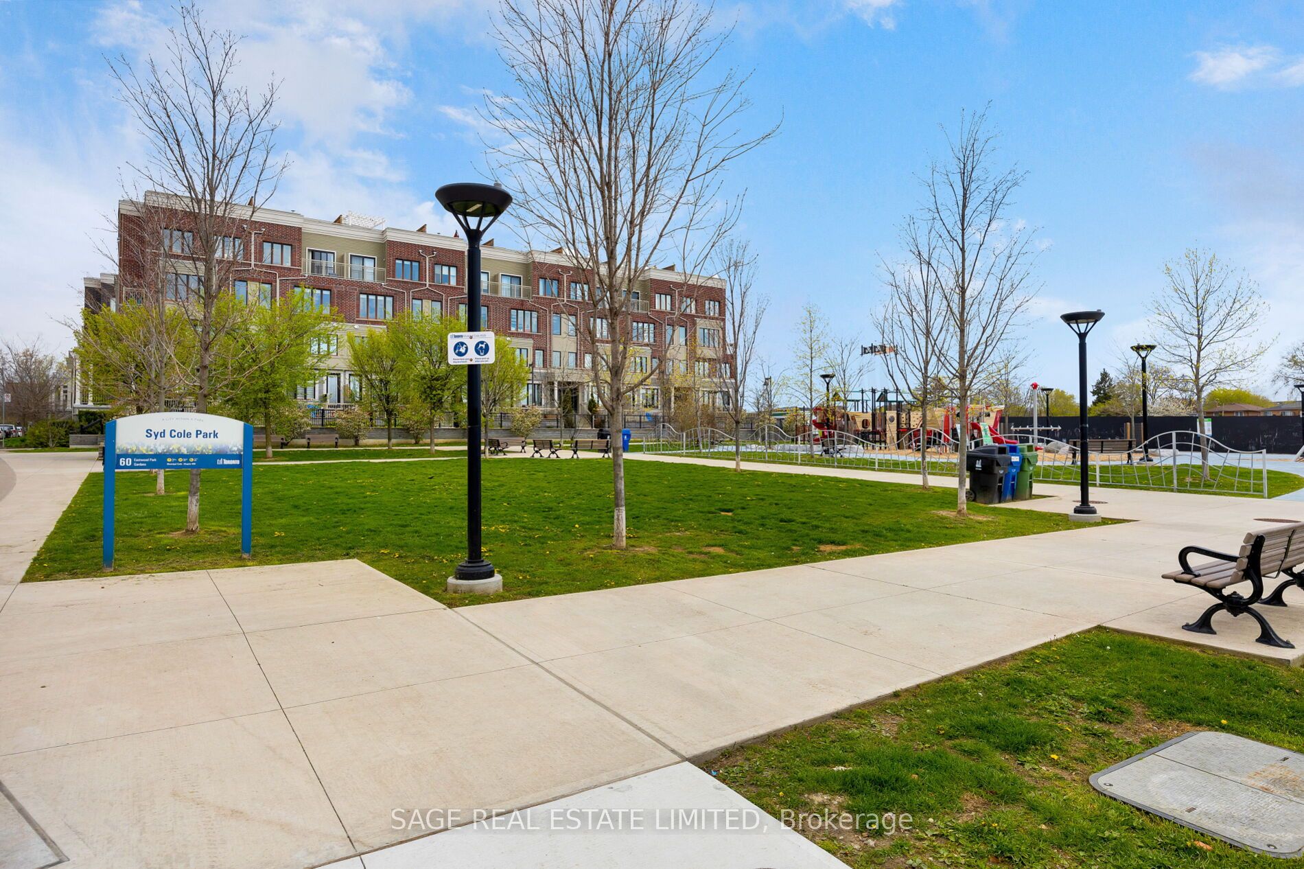 80 Eastwood Park Gardens, #9