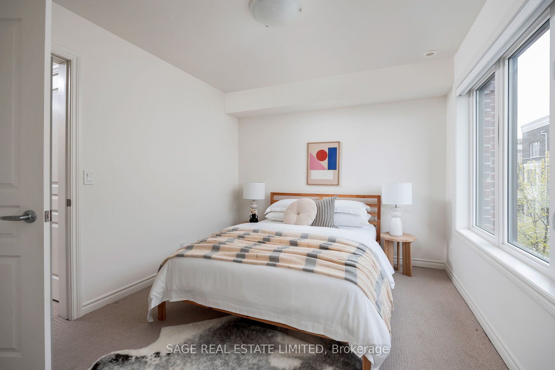 80 Eastwood Park Gardens, #9