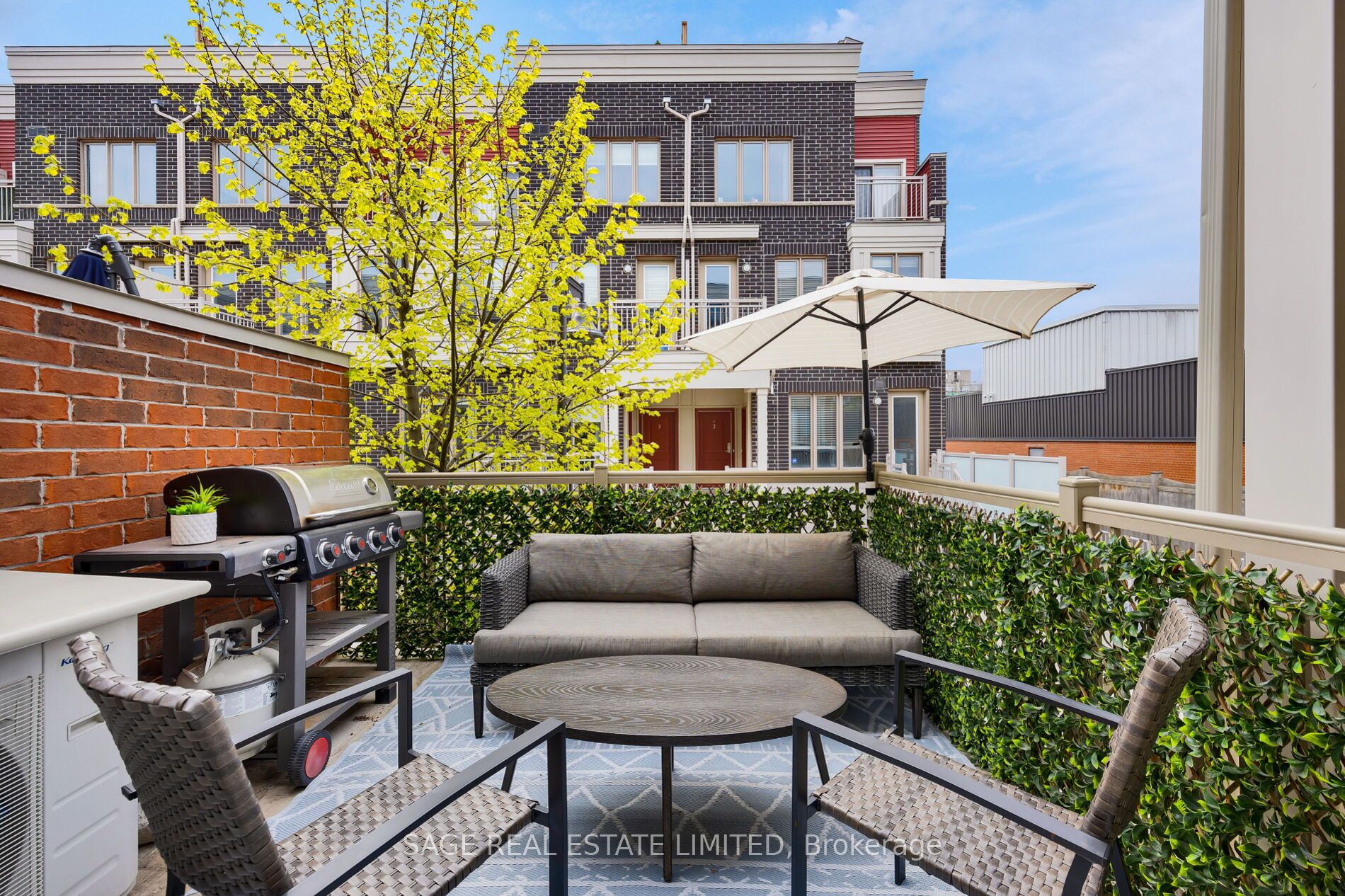80 Eastwood Park Gardens, #9