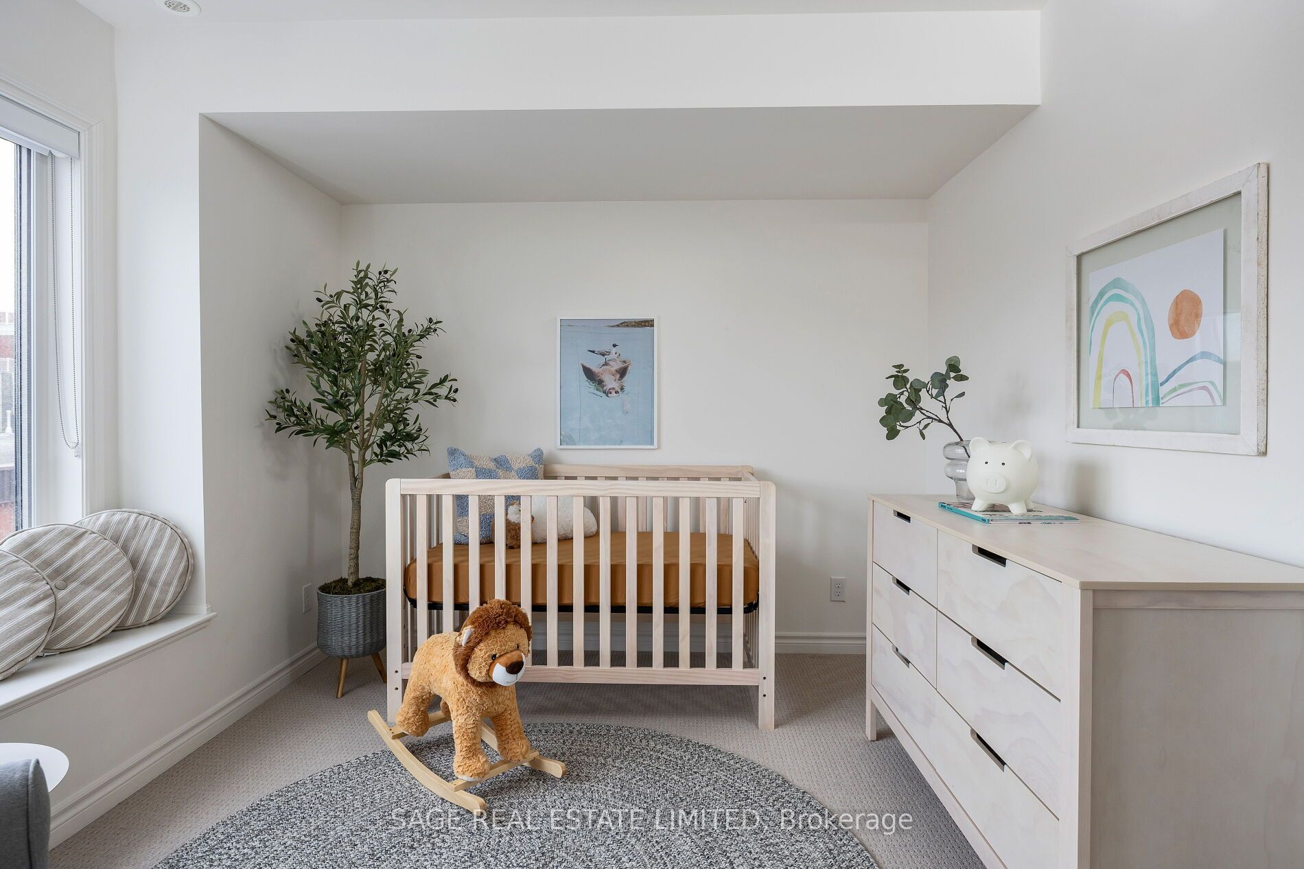 80 Eastwood Park Gardens, #9