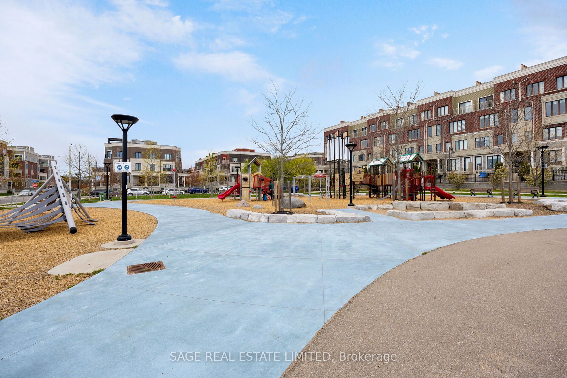 80 Eastwood Park Gardens, #9