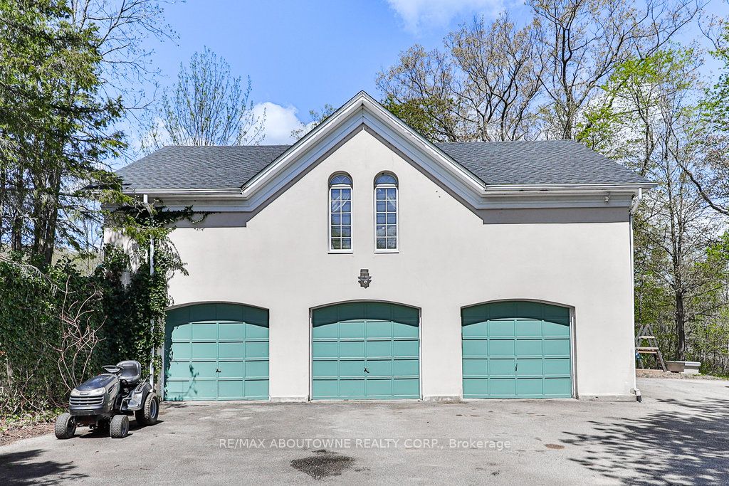 3350 Guelph Line
