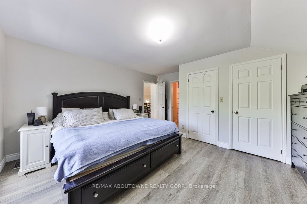 3350 Guelph Line