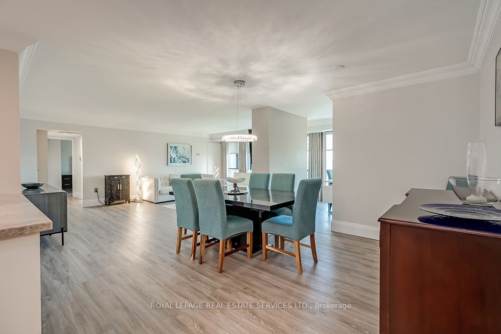 1400 Dixie Rd W, #1013