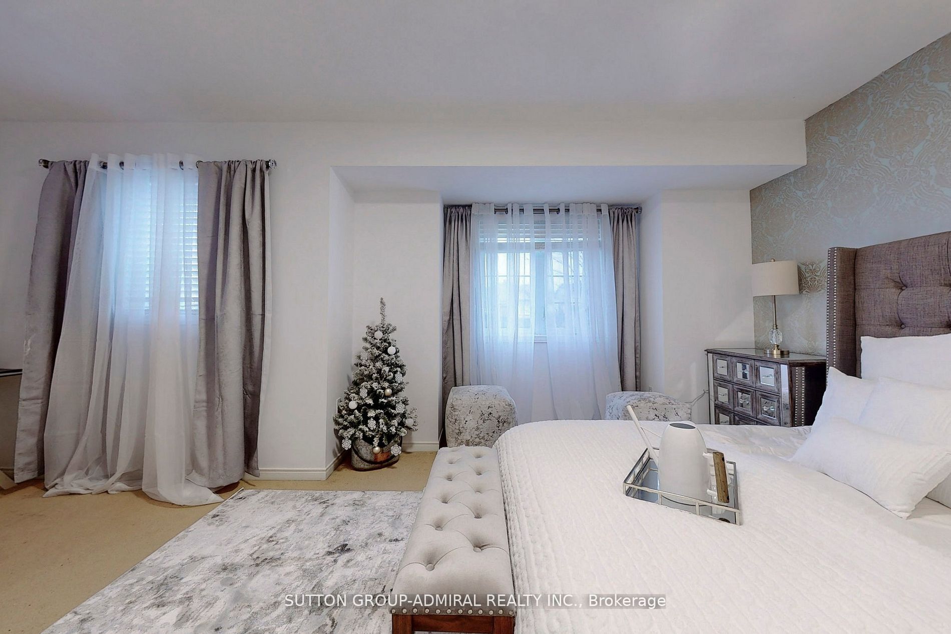 8 Clarke Avenue