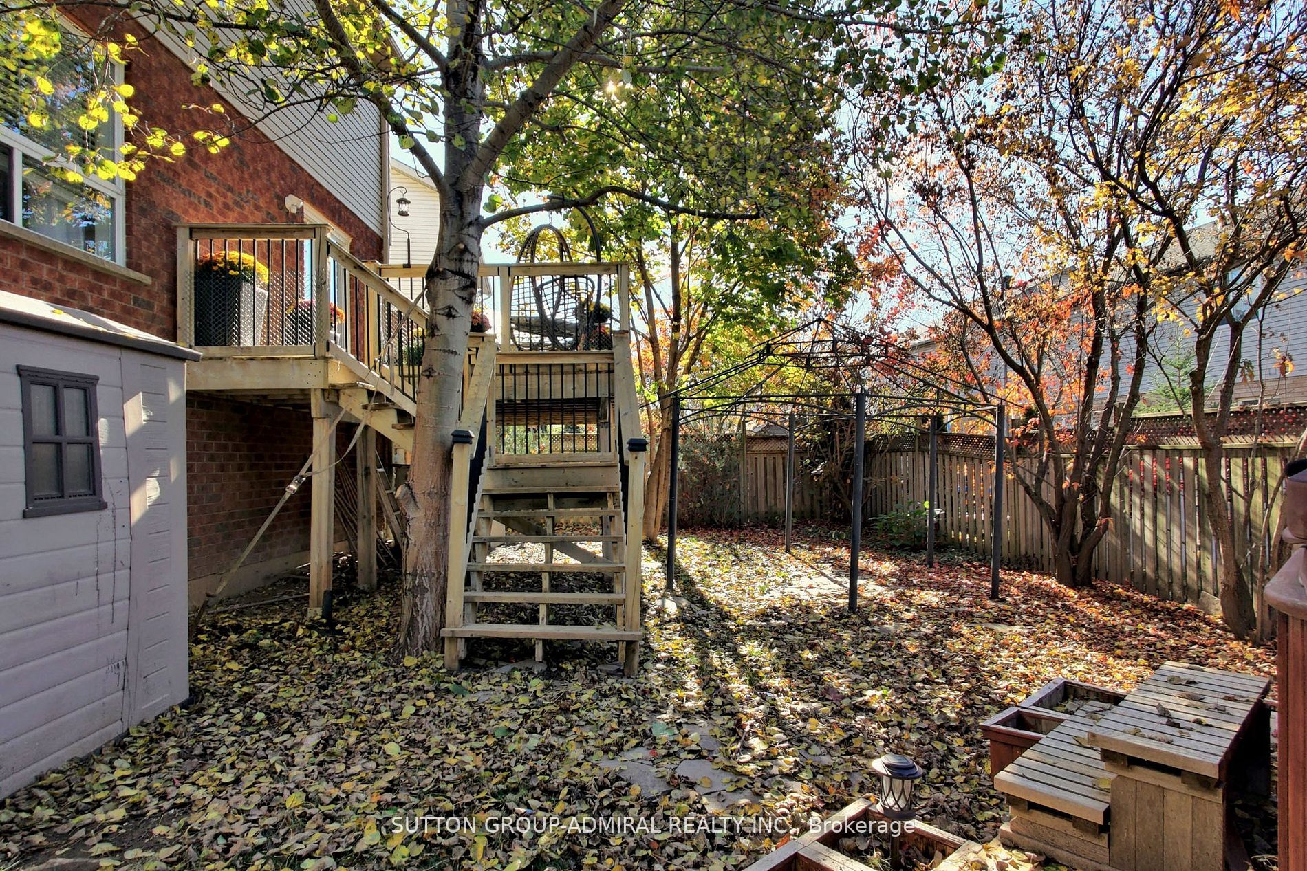 8 Clarke Avenue