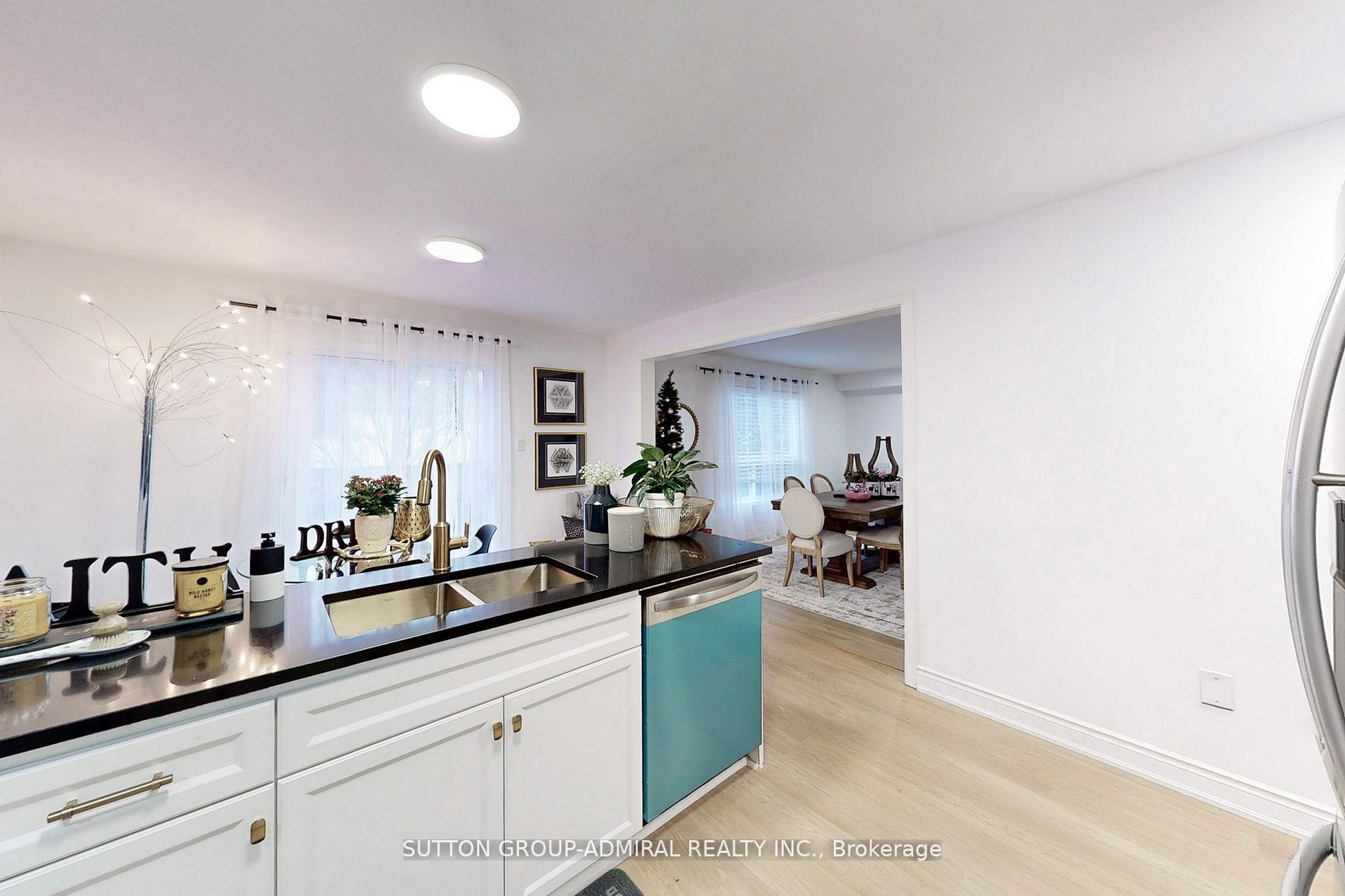 8 Clarke Avenue