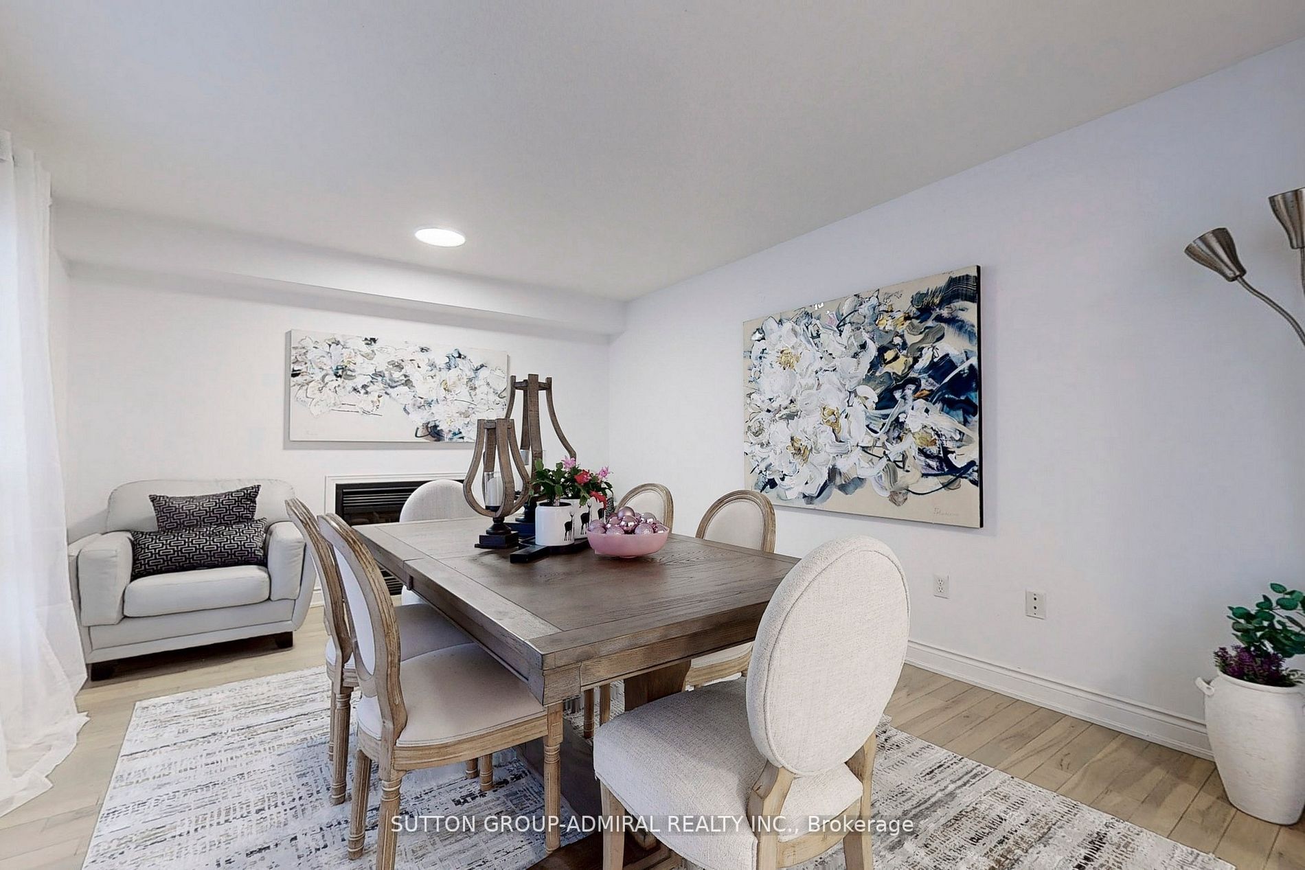 8 Clarke Avenue