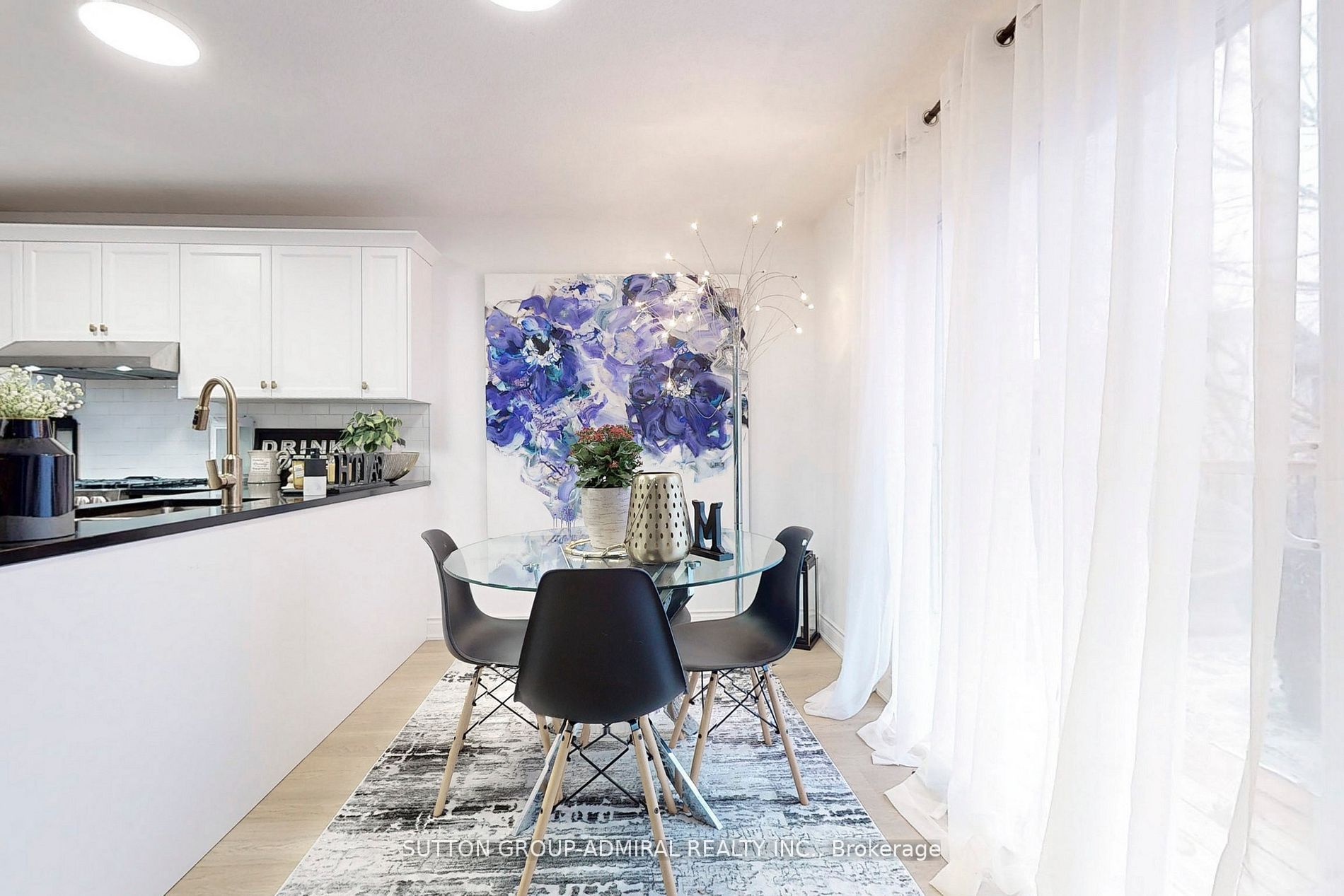 8 Clarke Avenue