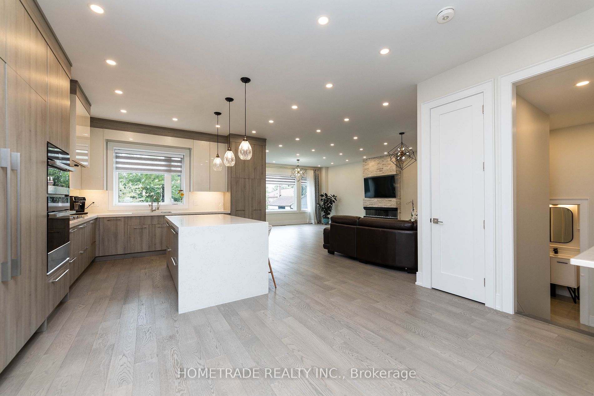53 Culnan Avenue E
