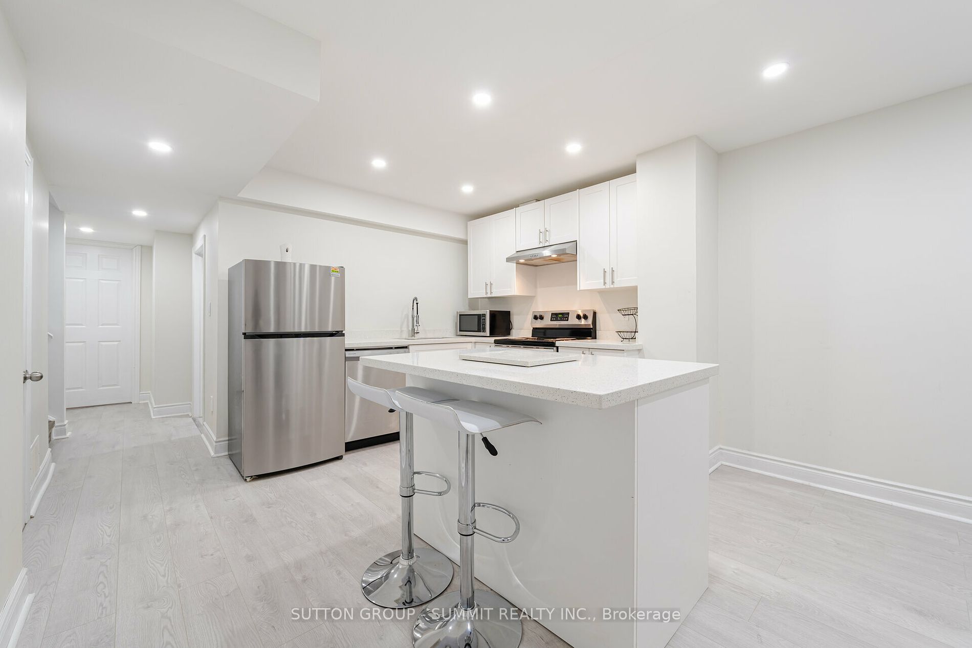 13 Lady Evelyn Crescent