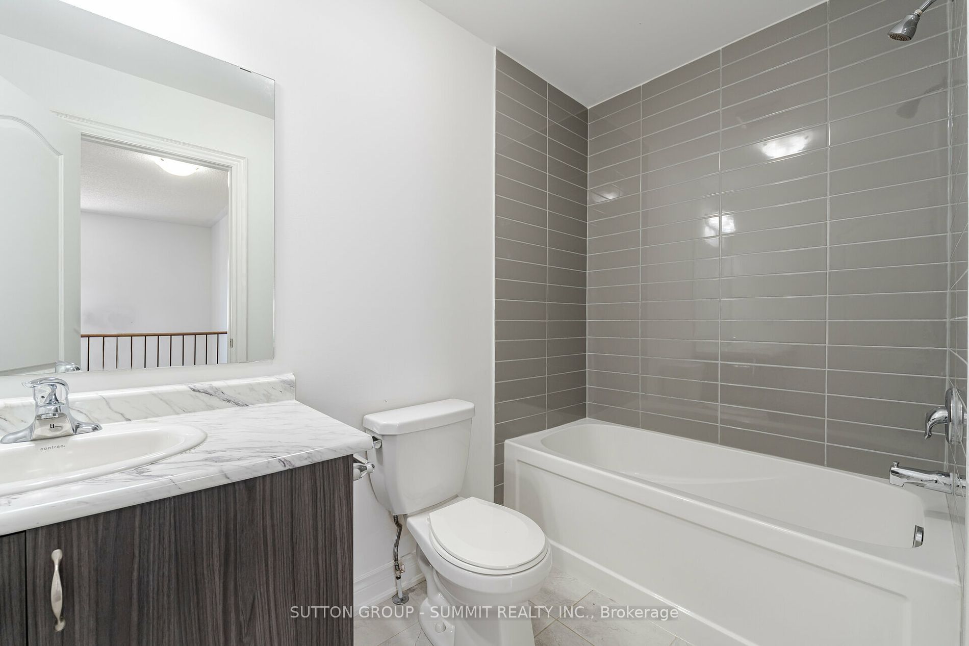 13 Lady Evelyn Crescent