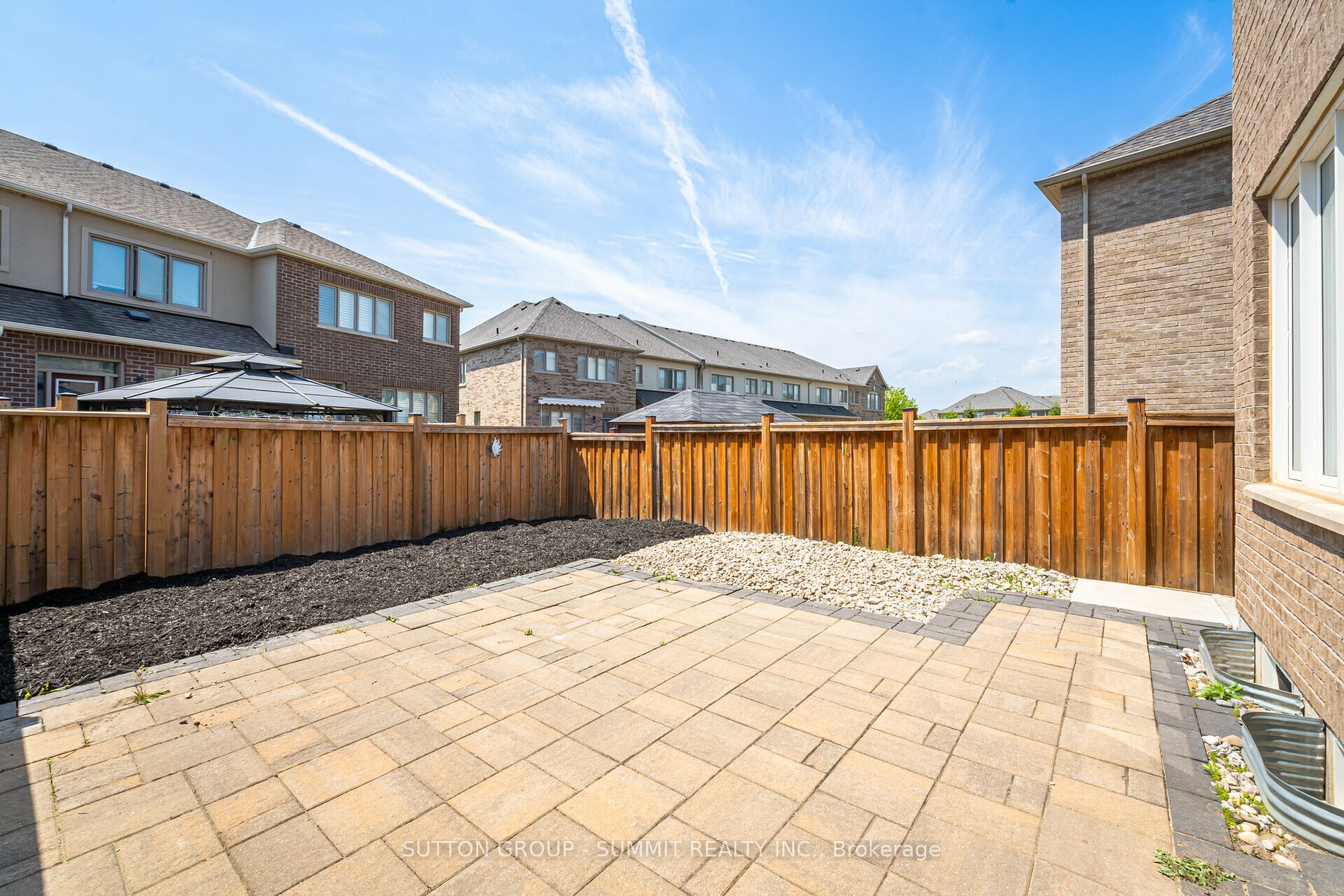 13 Lady Evelyn Crescent