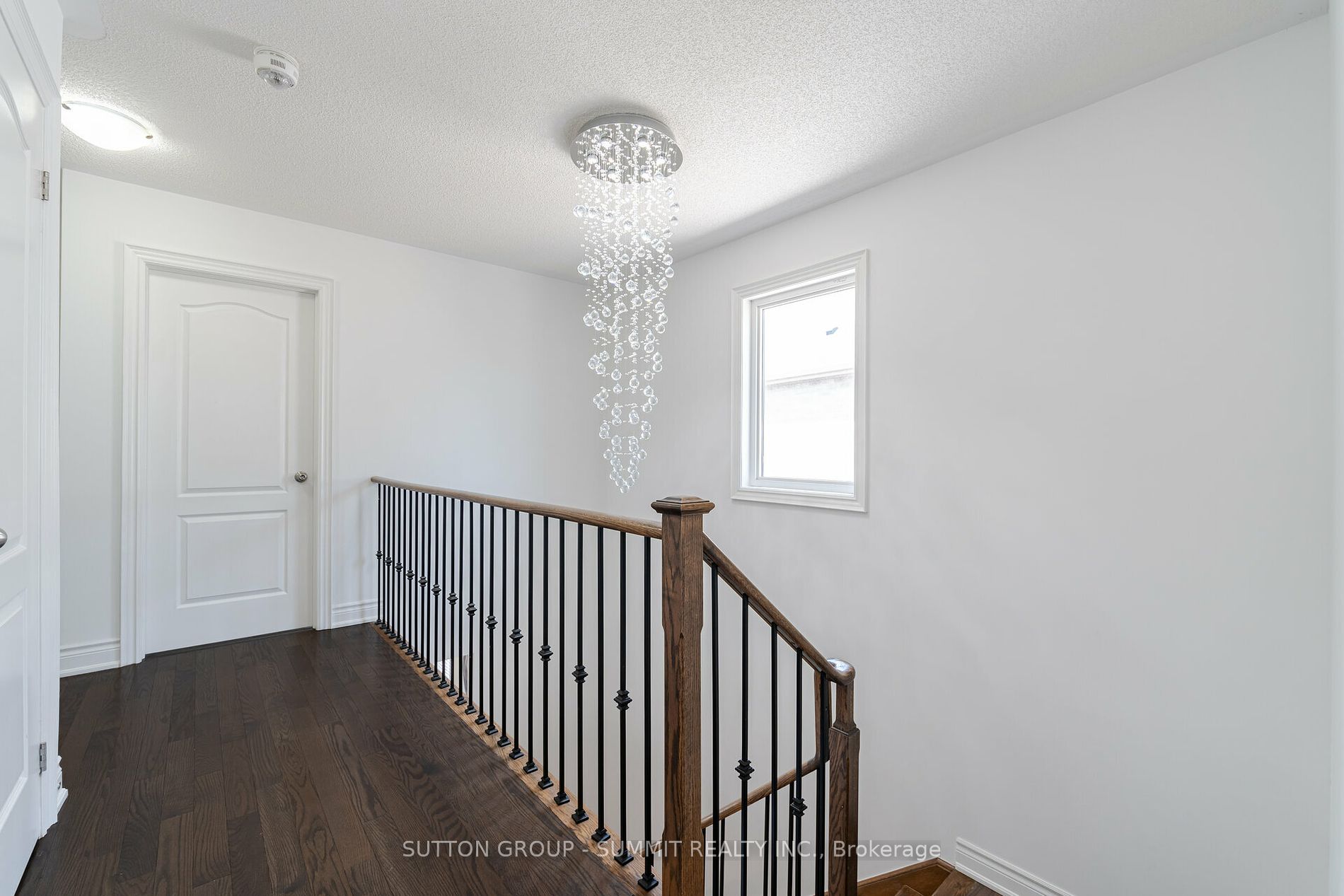 13 Lady Evelyn Crescent