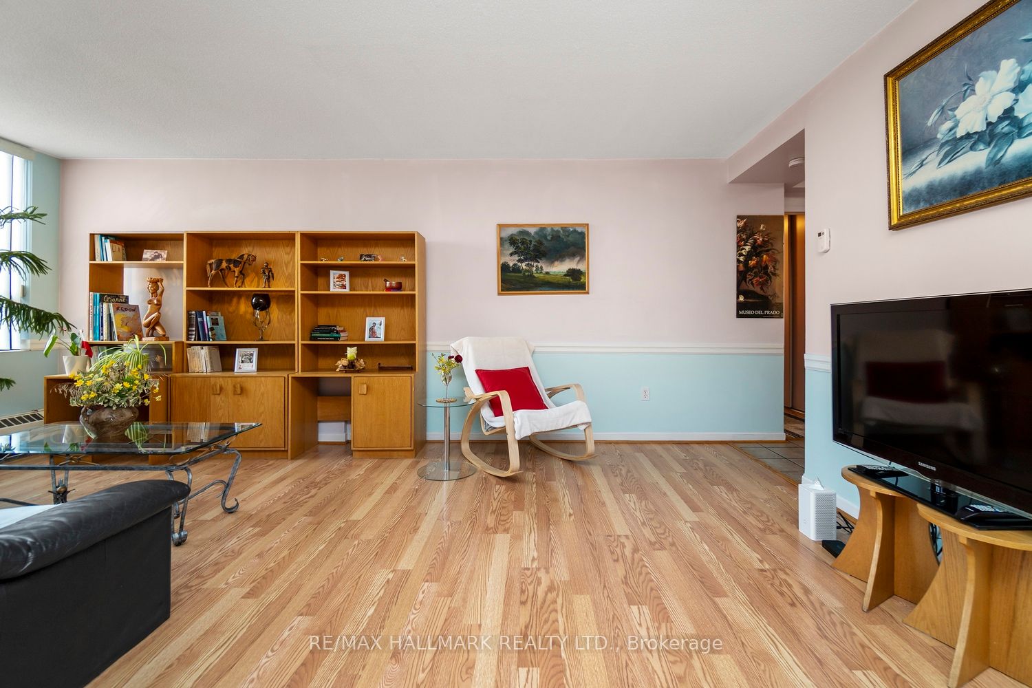2542 Argyle Road, #801