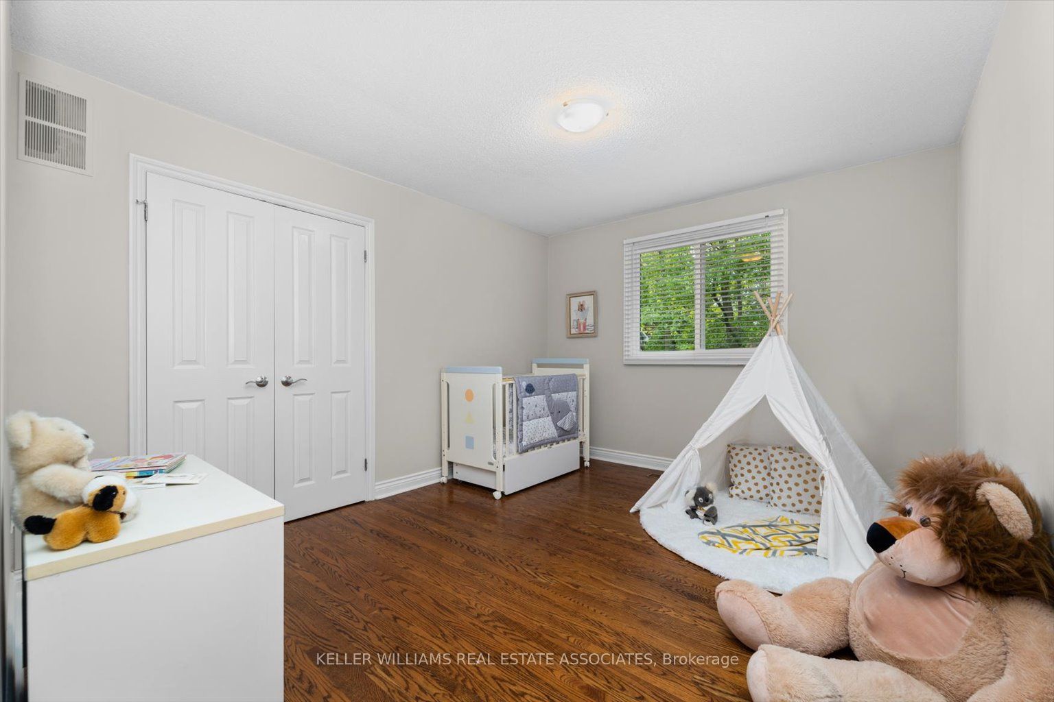 1244 Woodland Ave