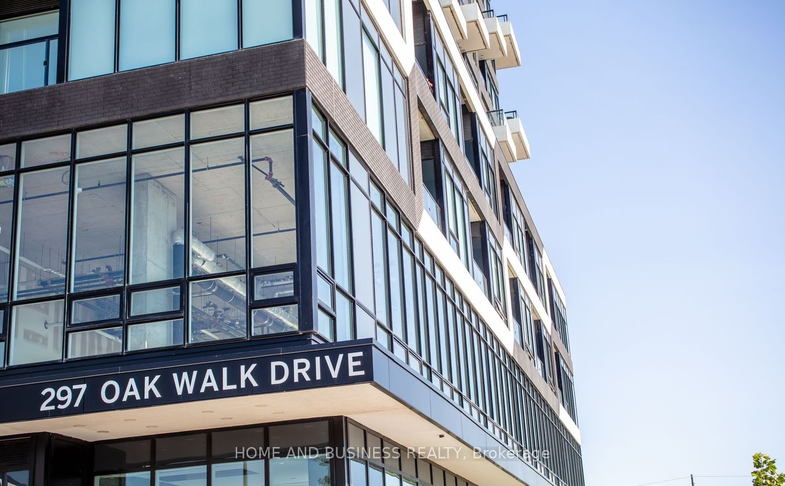 297 Oak Walk Dr, #808