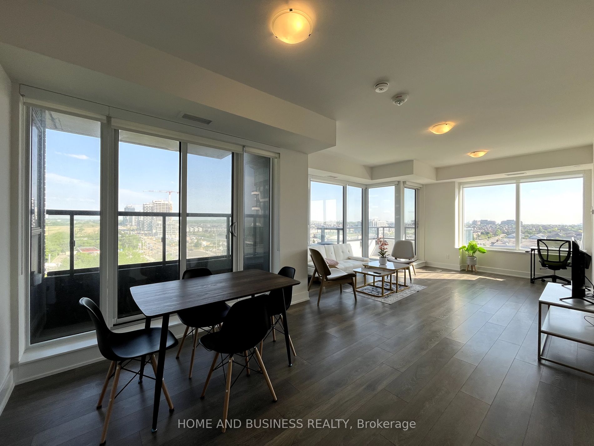 297 Oak Walk Dr, #808