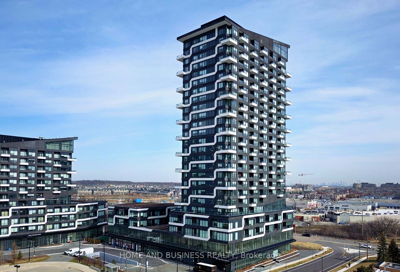 297 Oak Walk Dr, #808