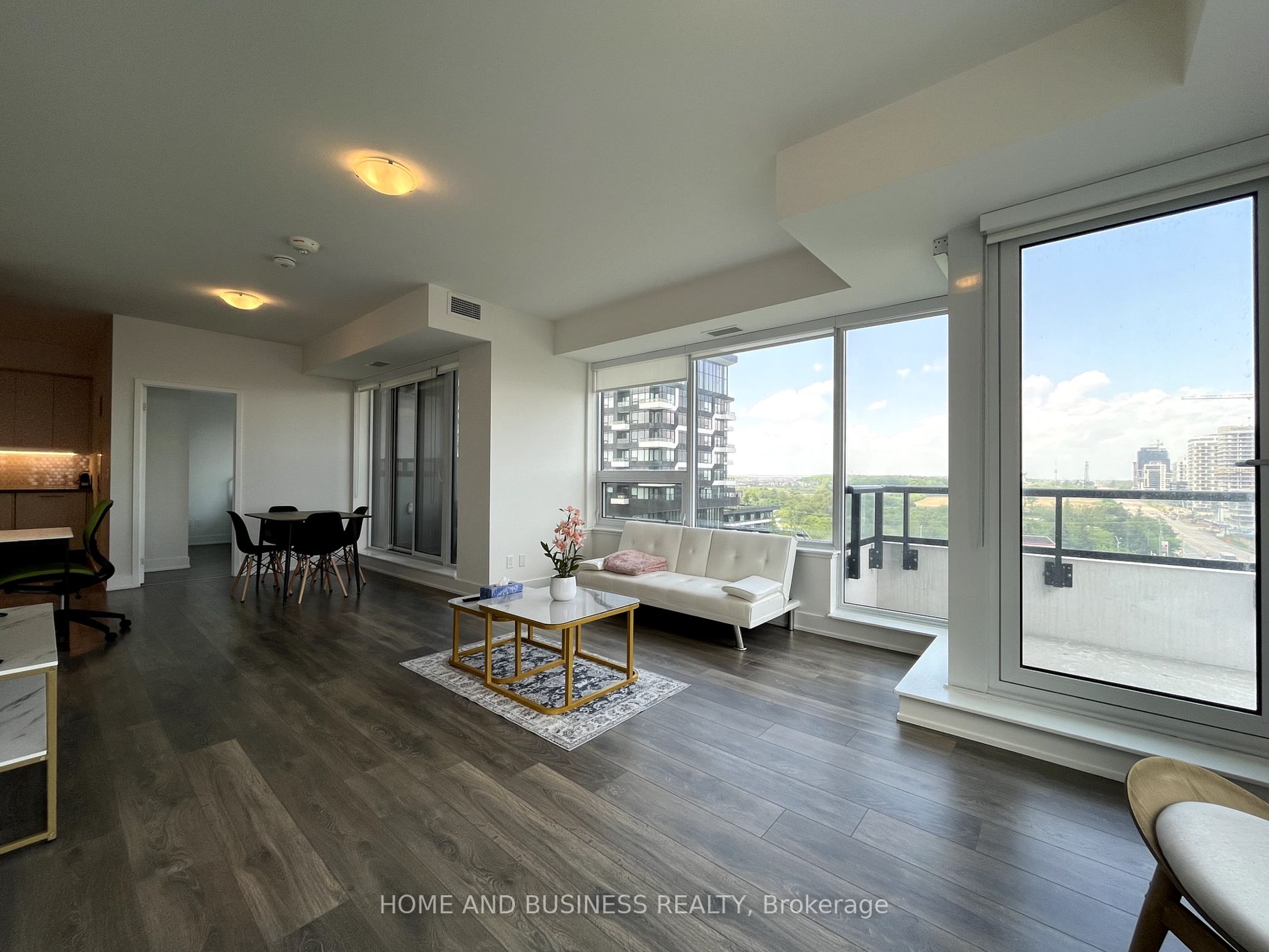 297 Oak Walk Dr, #808