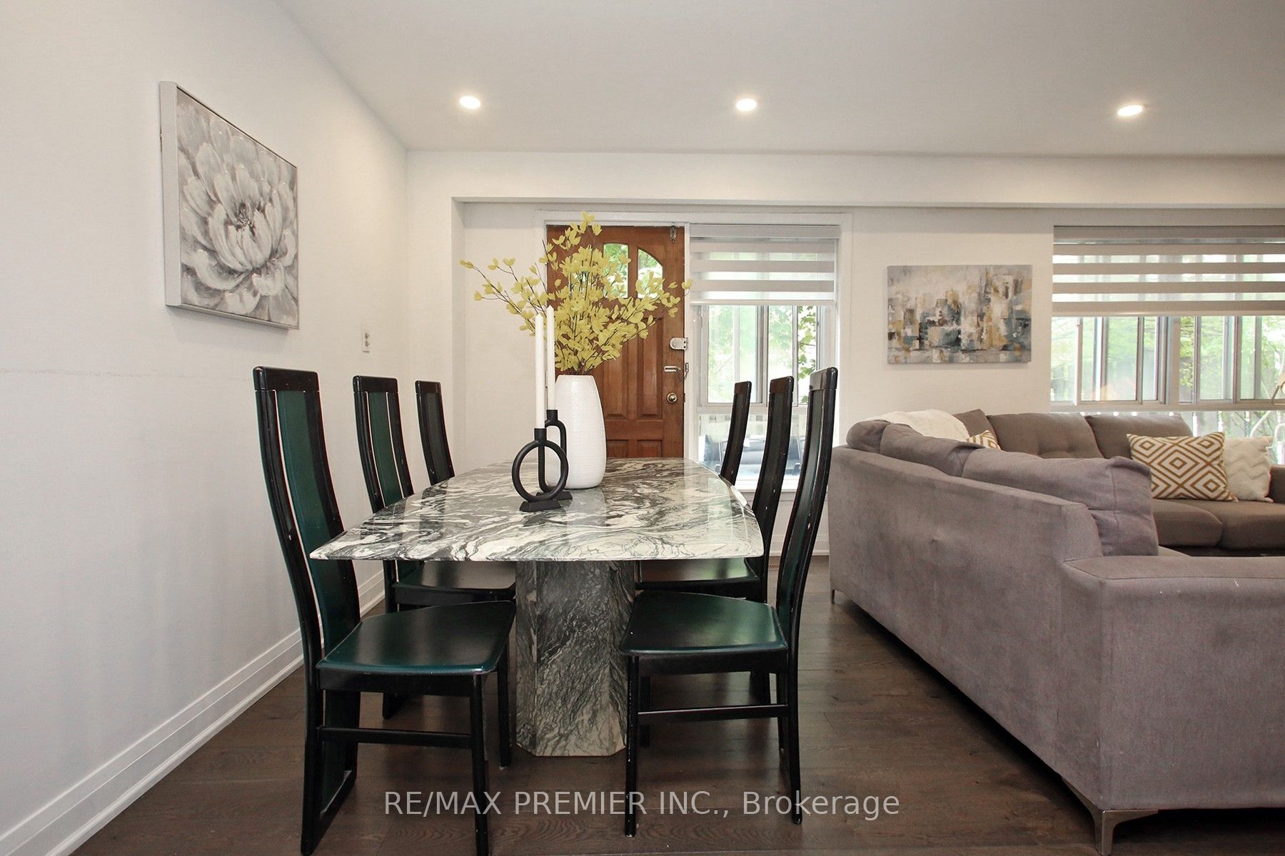 7 Gosford Boulevard, #1