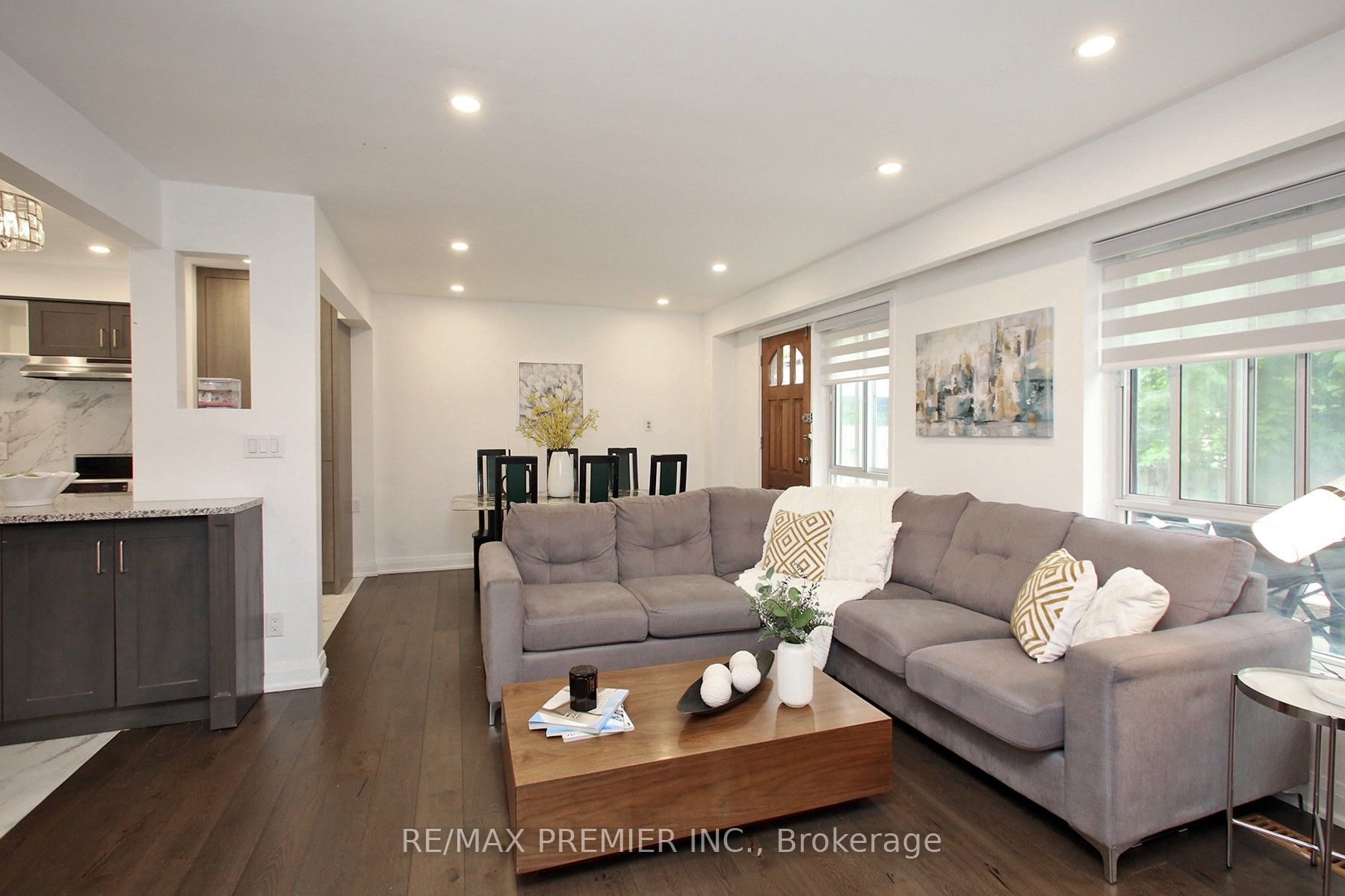 7 Gosford Boulevard, #1
