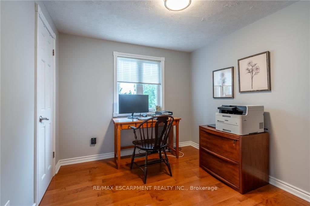 3300 Lakeshore Road