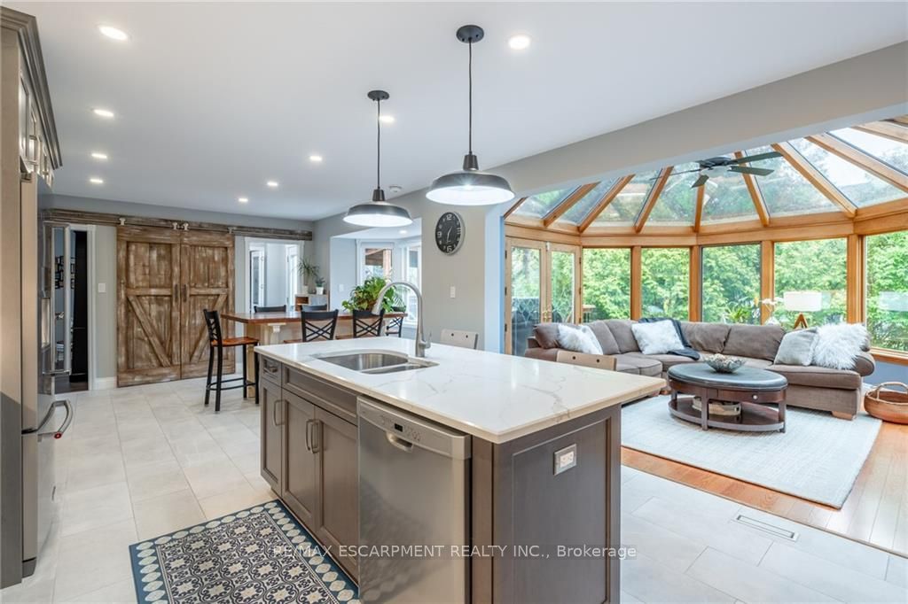 3300 Lakeshore Road