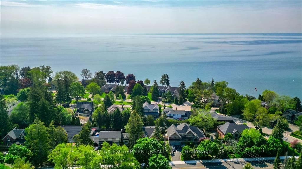 3300 Lakeshore Road