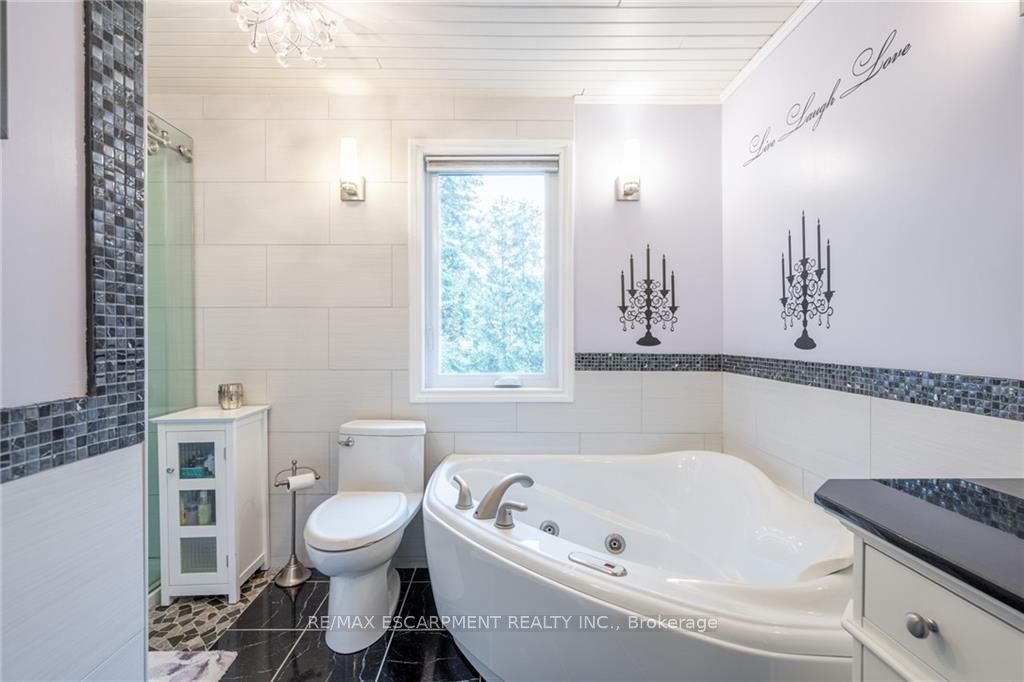 3300 Lakeshore Road