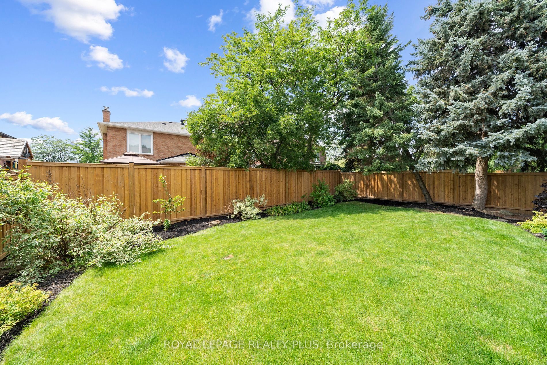 4344 Dallas Court