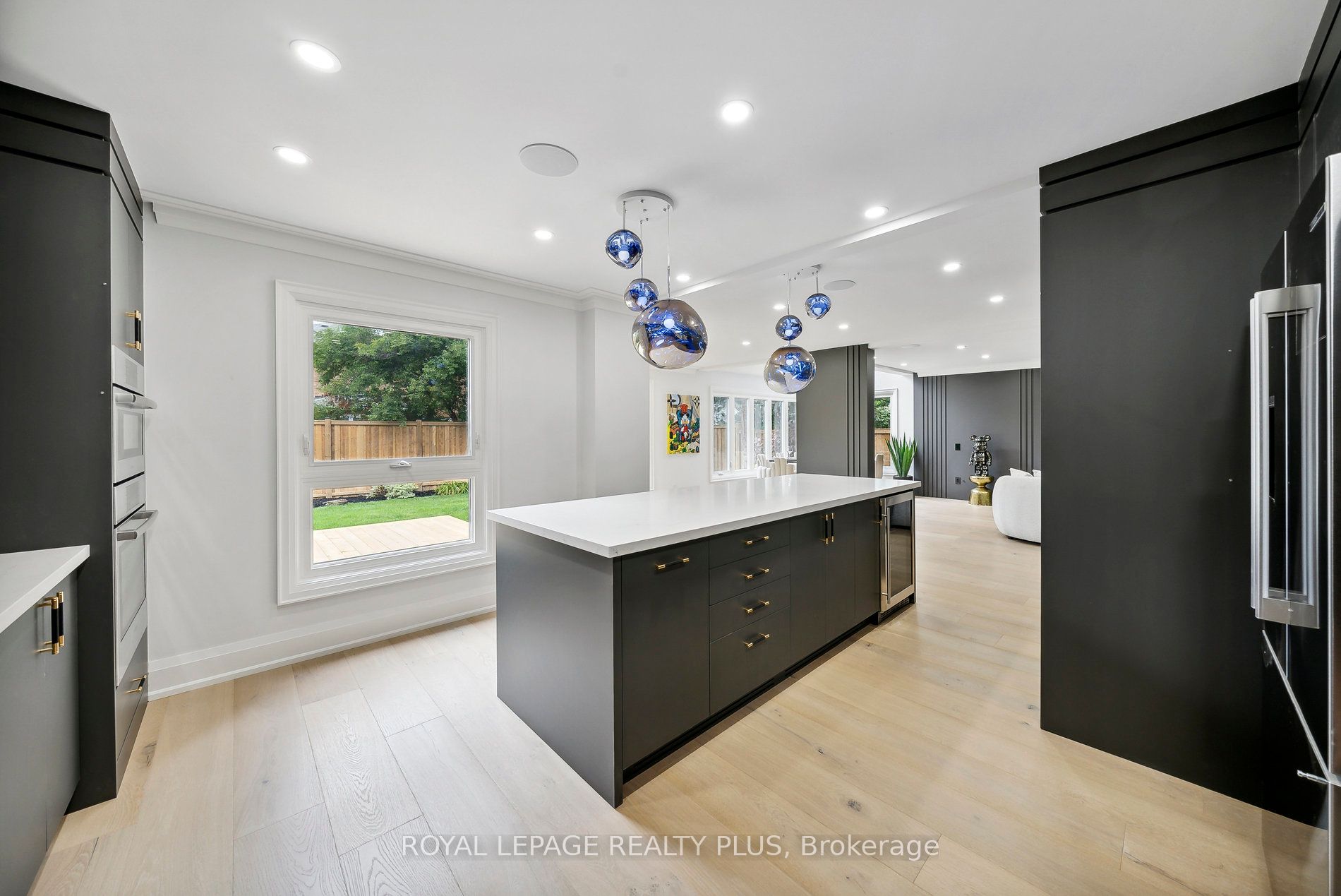 4344 Dallas Court