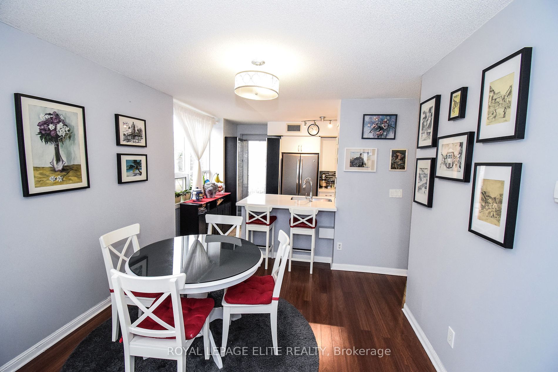 4 Elsinore Path, #203