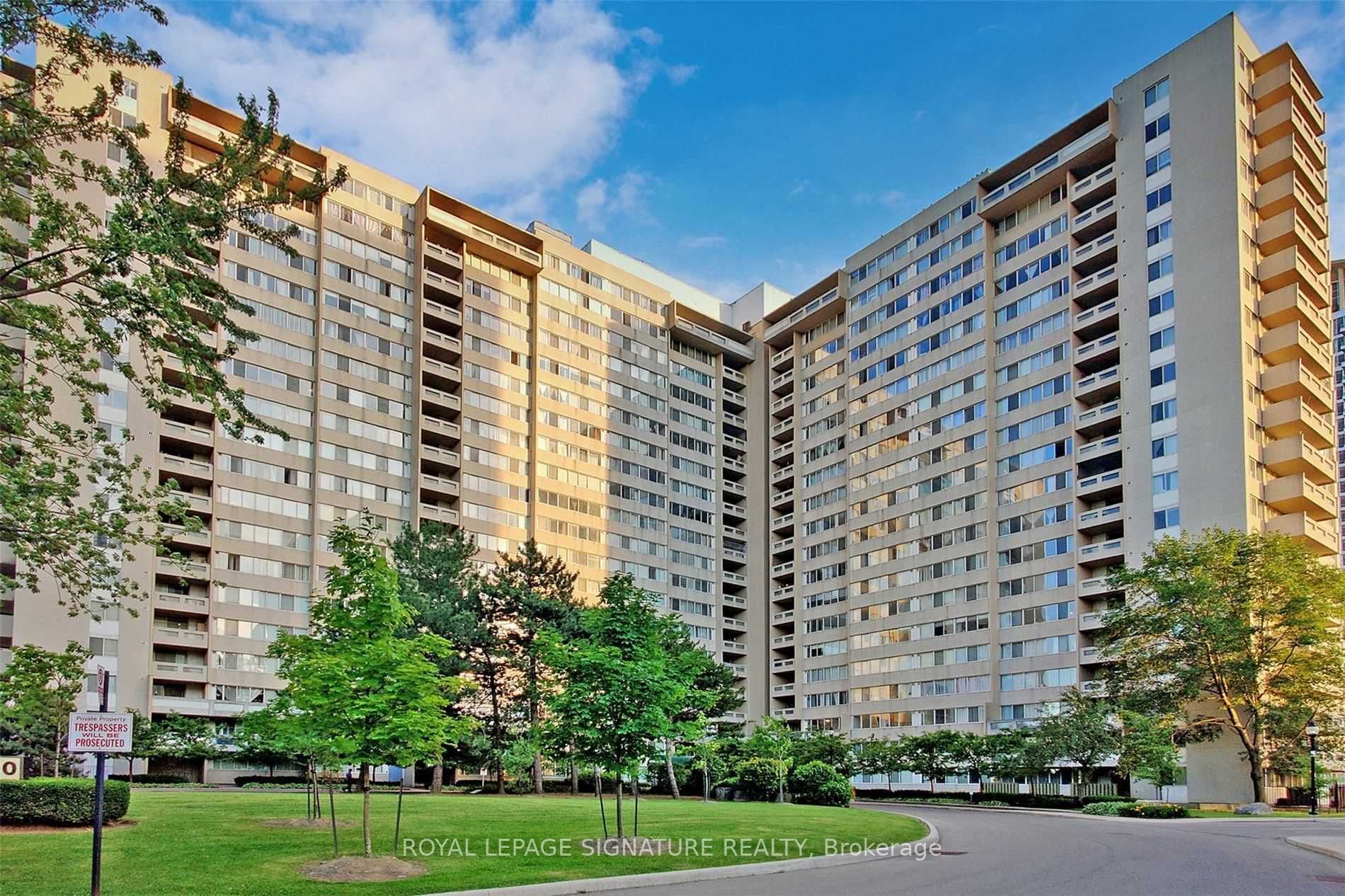 3590 Kaneff Crescent #1407