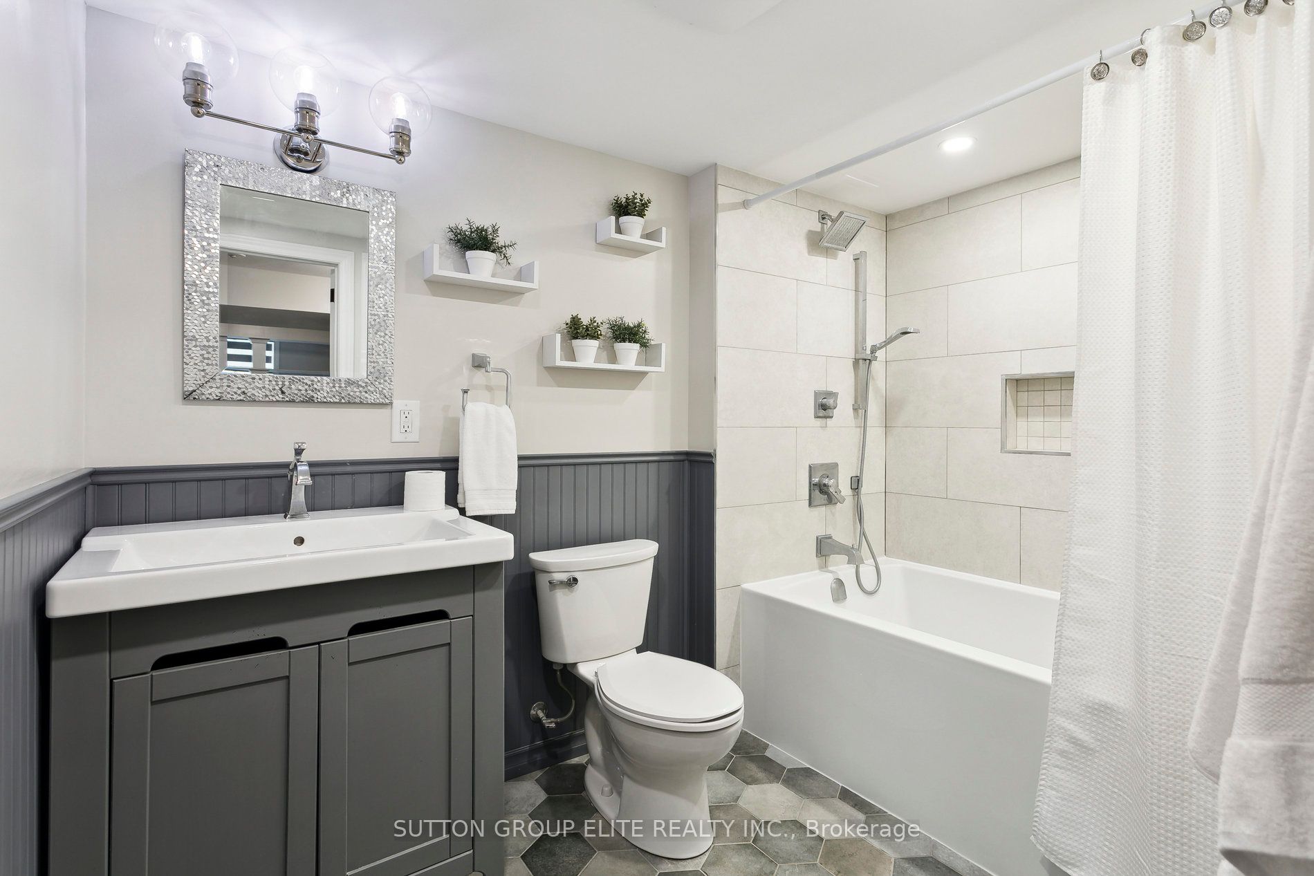 25 Gower Rd